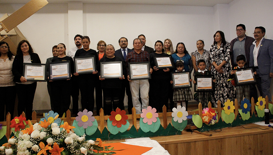 Entrega de Reconocimiento al Preescolar “Enrique C. Rébsamen”