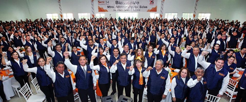 Reciben más de 1200 compañeros agremiados de la Sección 34 al líder nacional Mtro. Alfonso Cepeda Salas en Zacatecas